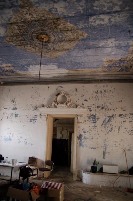 Сергиевское подворье. Росписи на потолке требуют реставрации