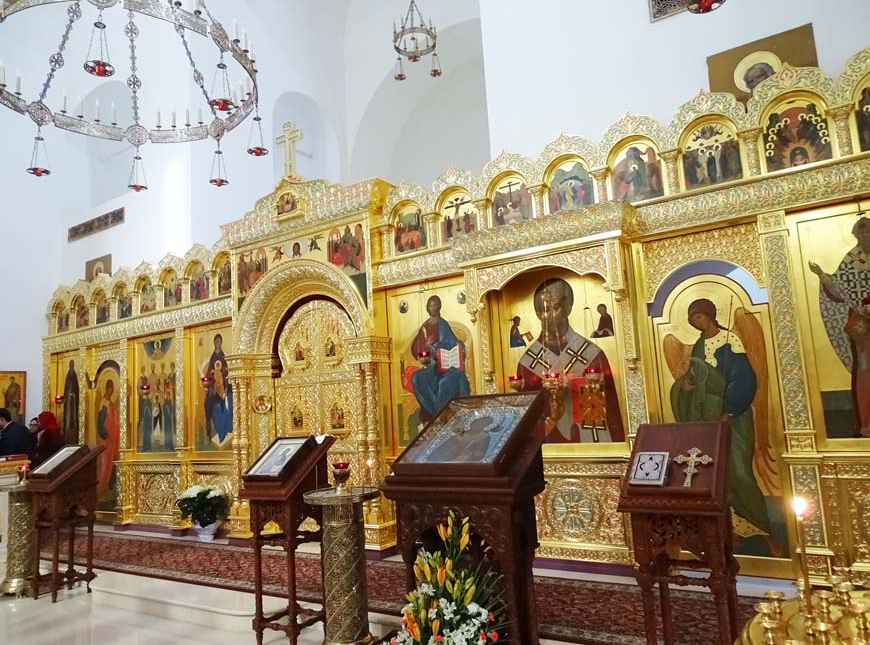 Храм св. Николая на православном Подворье в Бари
