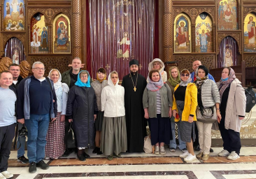 Паломническая группа в Кафедральном соборе св. ап. Марка. Каир.