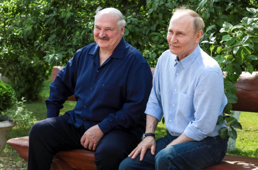 В минувшую пятницу 1 августа Владимир Путин и Александр Лукашенко совершили поездку на Валаам.  Фото: REUTERS.