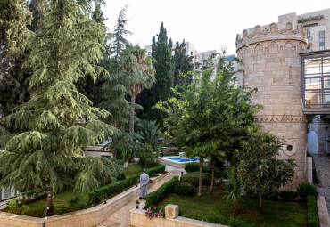 Сергиевское подворье по праву считается жемчужиной, одним из выдающихся архитектурно-строительных объектов Иерусалима