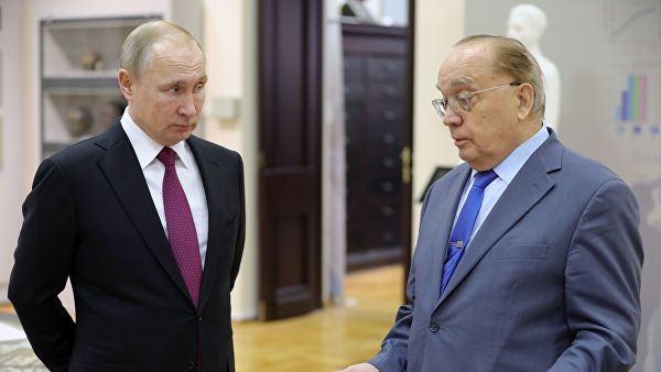 Президент РФ Владимир Путин и ректор Московского государственного университета имени М. В. Ломоносова Виктор Садовничий. Фото: РИА Новости, Михаил Климентьев