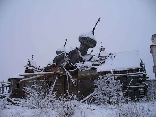 Богоявленский храм после обрушения в 2009 году