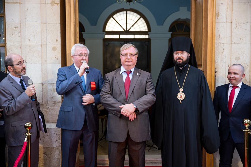 Игорь Ашурбейли приветствует гостей открытия Сергиевского подворья в Иерусалиме