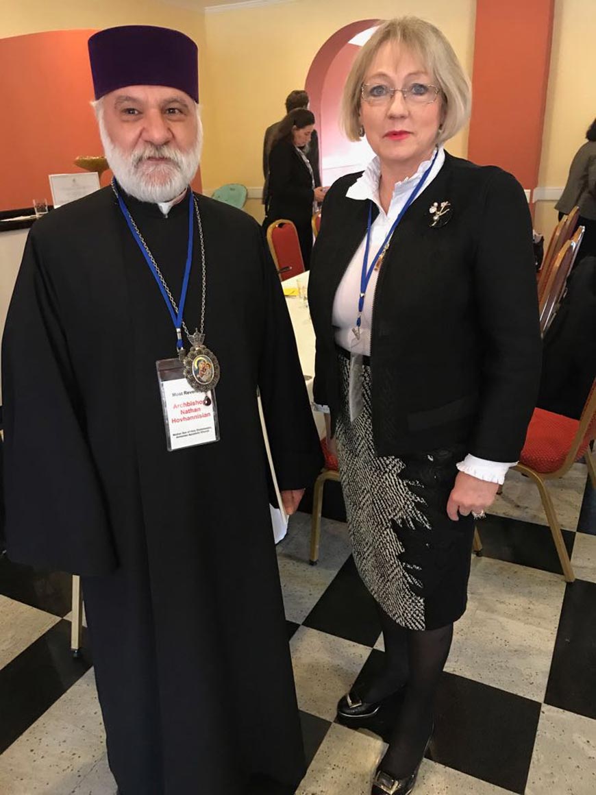 Один из участников конференции - глава отдела международных связей Армянской Апостольской Церкви архиепископ Натан Оганесян