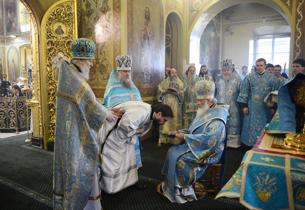 Фото - С.Власов / Пресс-служба Патриарха Московского и всея Руси 2VSN_0155-20131025-1200.jpg